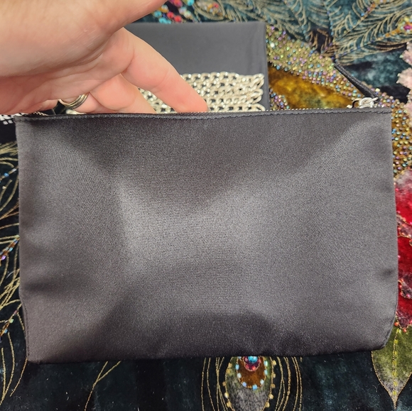 Prada Bag - Picture 3 of 9